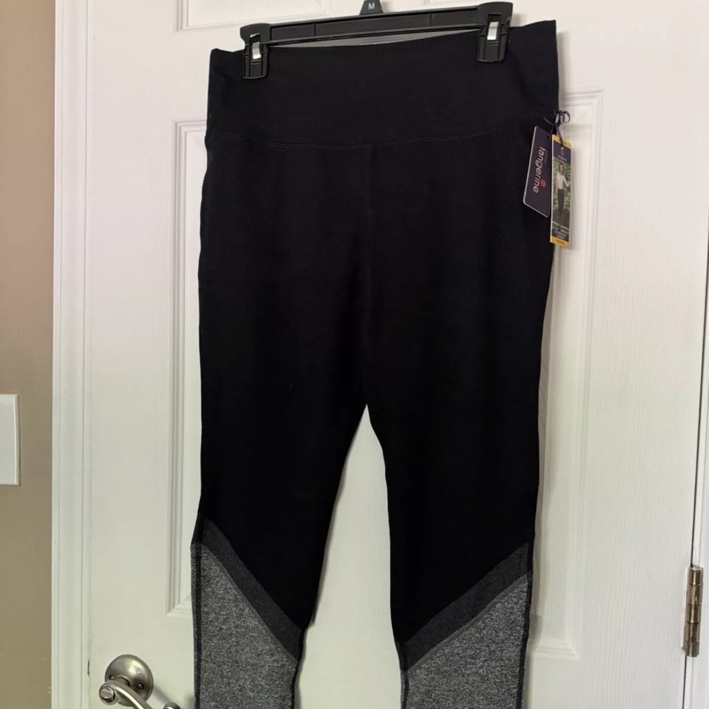 Serene Tangerine NWT Heather Gray and Black Color-block Leggings Size Medium